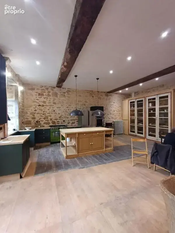 Grande maison de caractère - avec jardin et boutique à Thiviers - photo 4