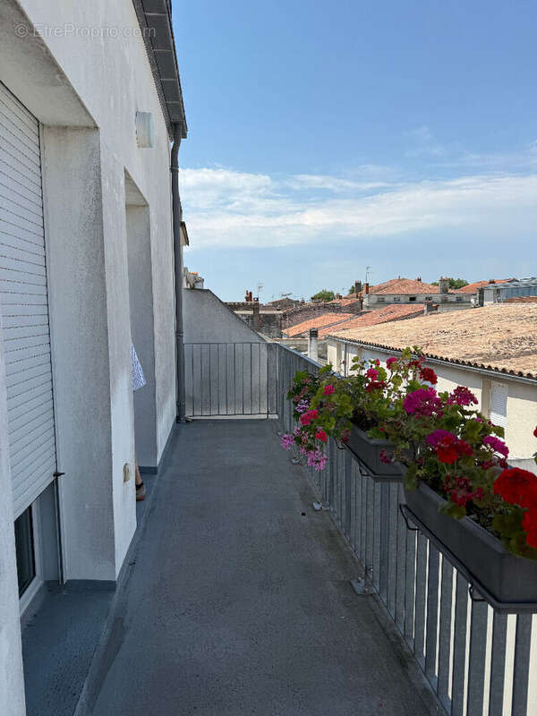 Exceptionnel en plein centre-ville - Appartement avec ascenseur et terrasse de  64 m2 - photo 13