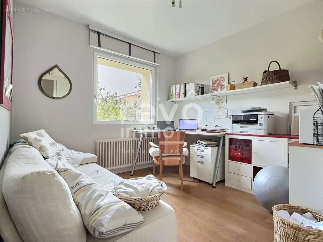 Maison à VILLARS-LES-DOMBES