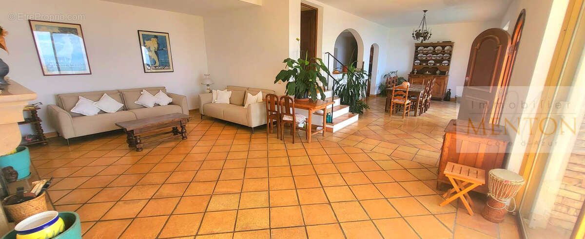 Maison à ROQUEBRUNE-CAP-MARTIN