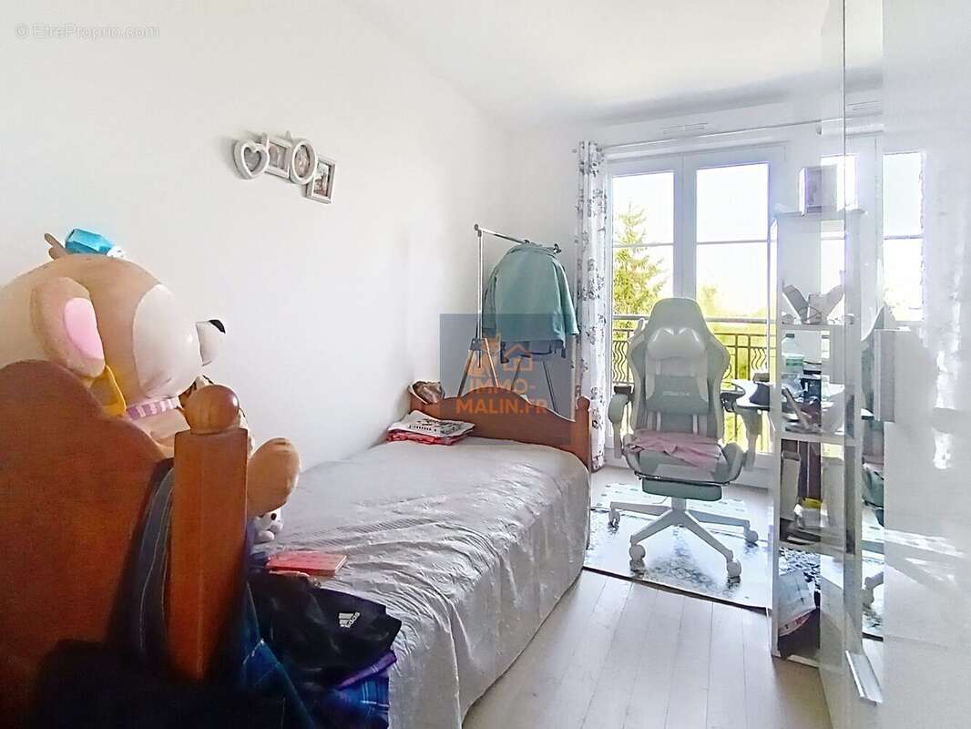 Appartement à LE PLESSIS-ROBINSON