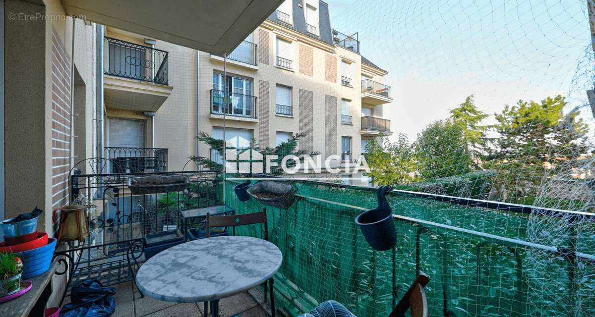 Appartement à SAINT-CYR-L&#039;ECOLE