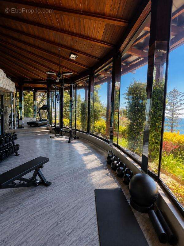Villa - Roquebrune-Cap-Martin - 500m² - photo 11