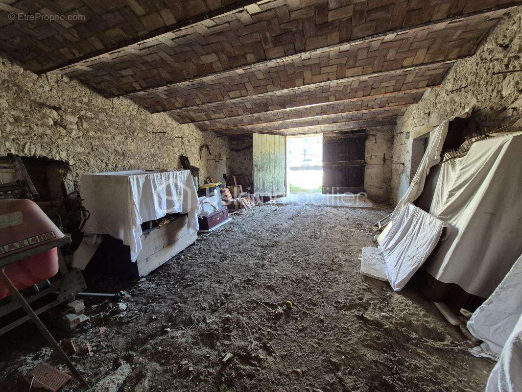 Maison à LACHAPELLE-SOUS-AUBENAS