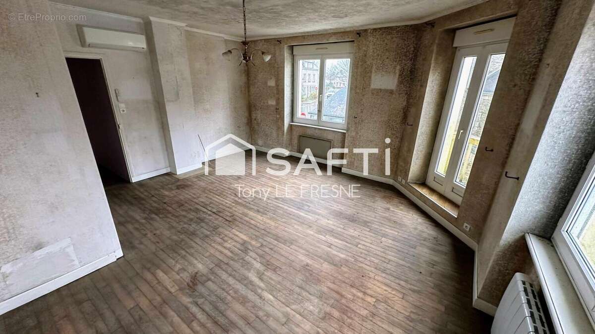 Photo 6 - Maison à REGUINY