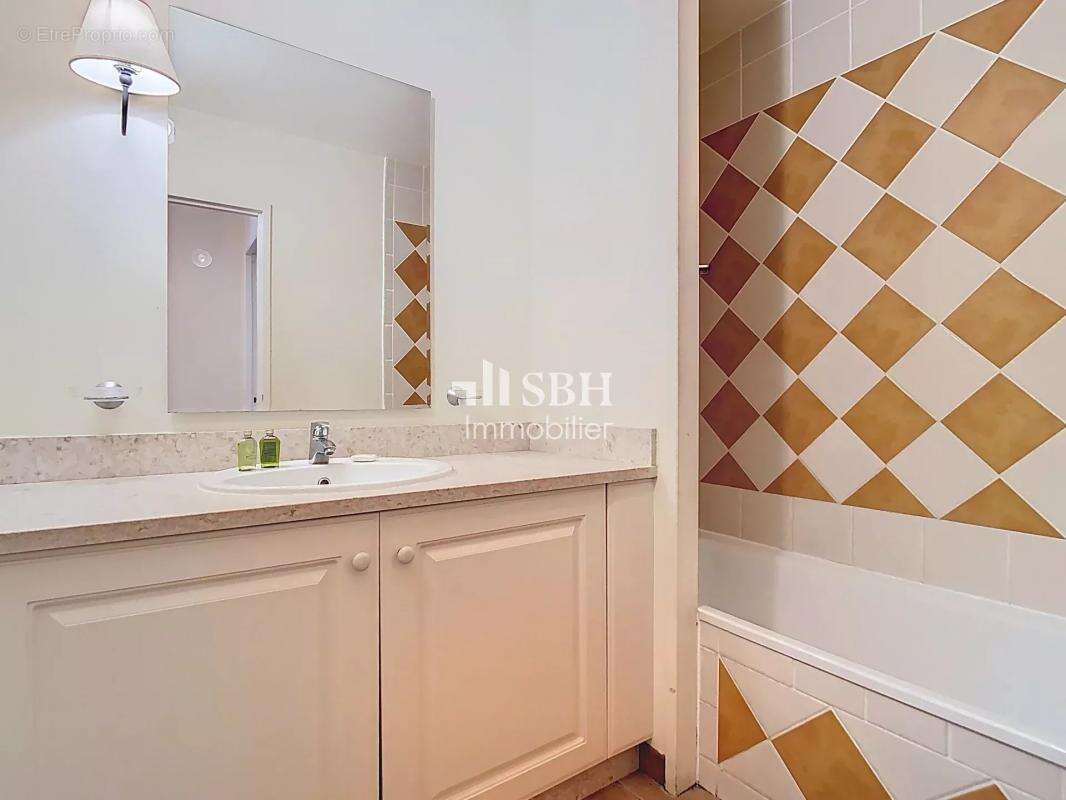 Appartement T2 bis – Golf de Saumane-de-Vaucluse - photo 6