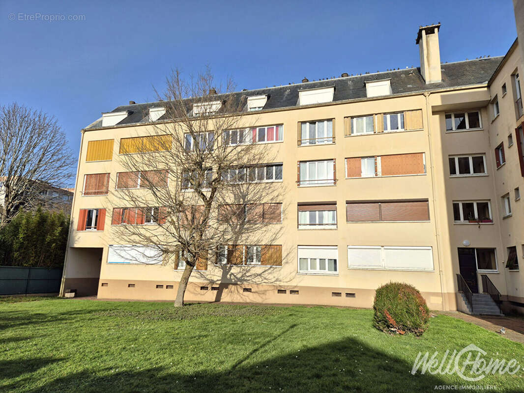 Appartement à SAINT-OUEN-L'AUMONE