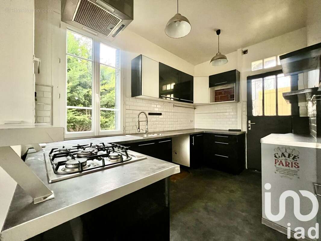 Photo 8 - Maison à MANDRES-LES-ROSES