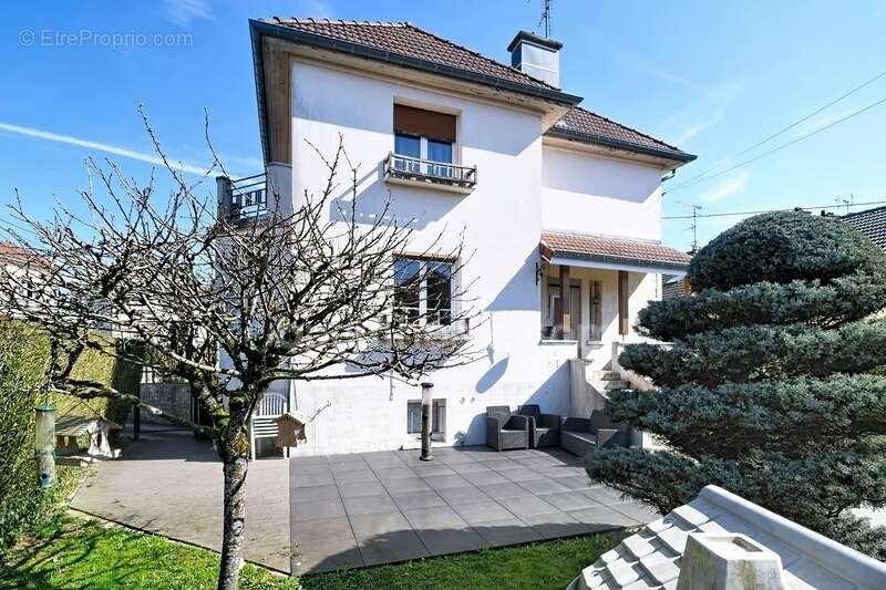 Maison à LONGWY