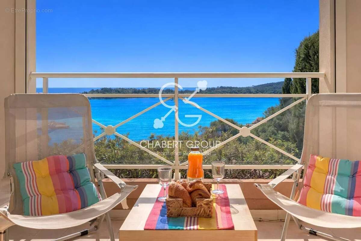 Appartement à VILLEFRANCHE-SUR-MER