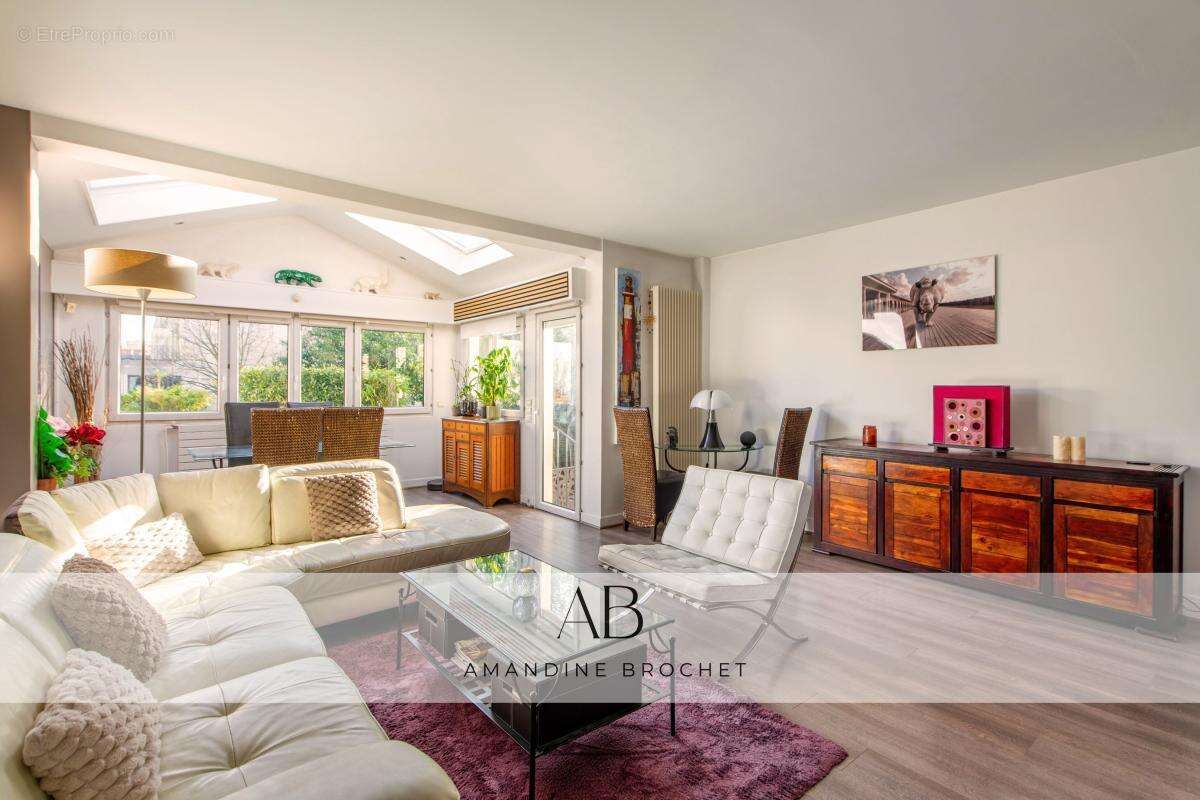Maison 170 m² à Nanterre  - photo 2