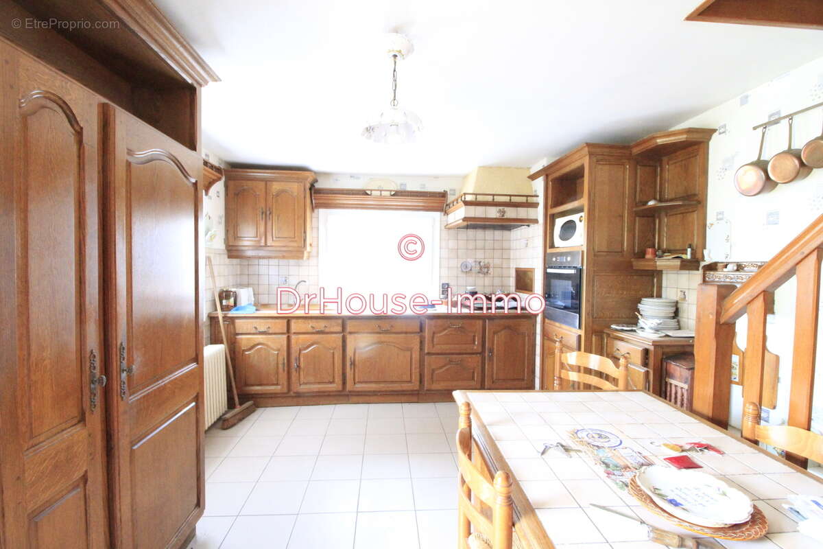 Maison à SAINT-PIERRE-DES-FLEURS