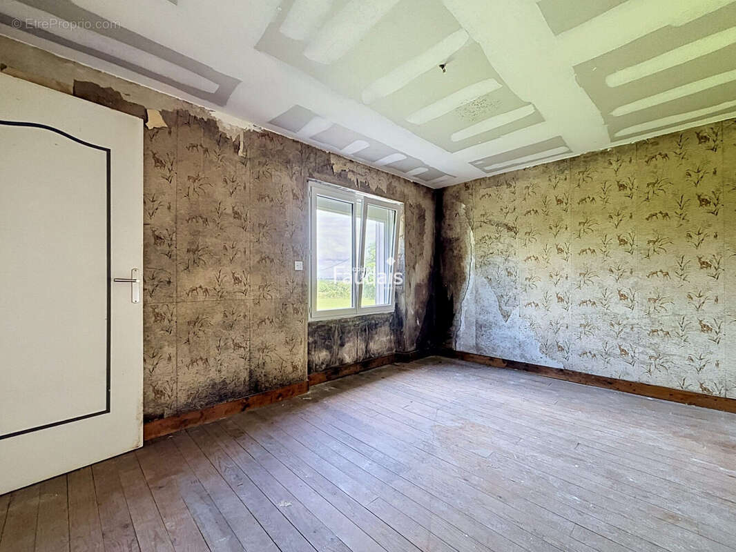 Maison 103 m² à La Meauffe  - photo 6