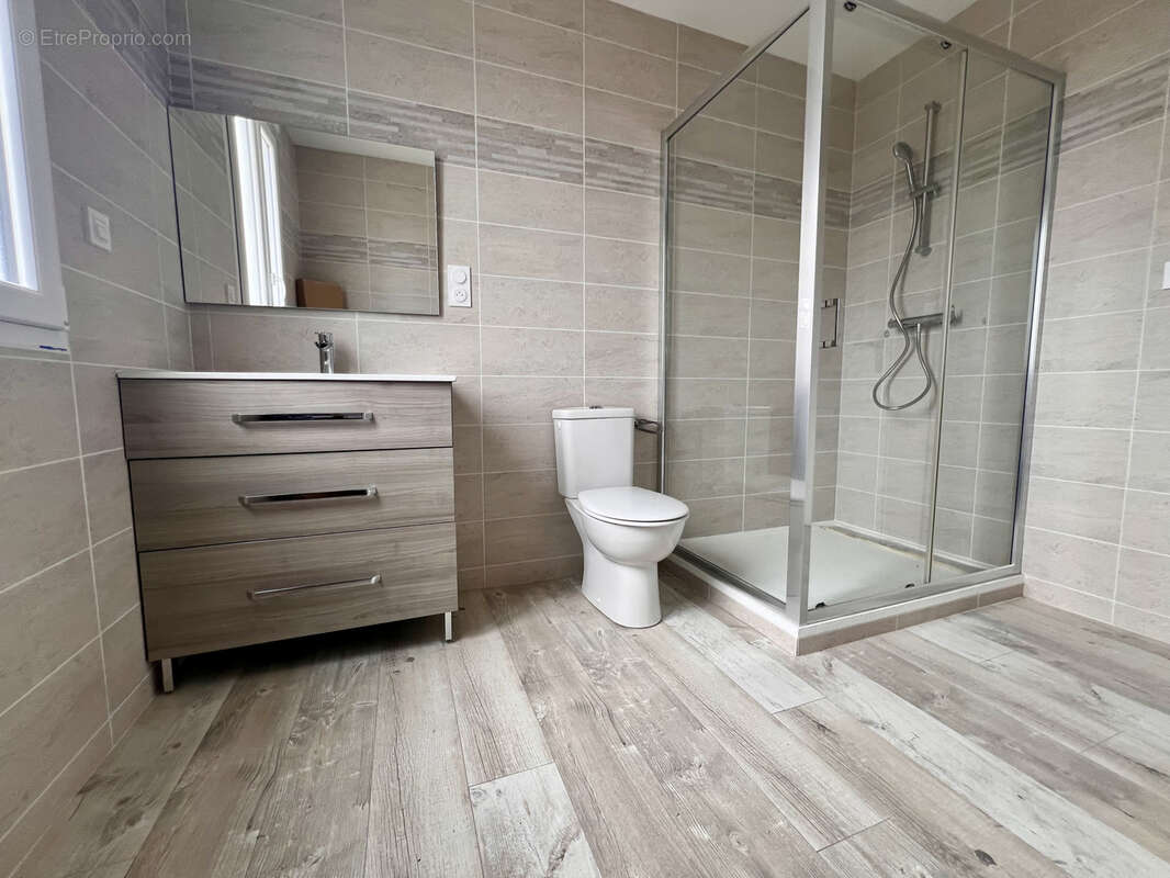 Maison à VILLEBERNIER