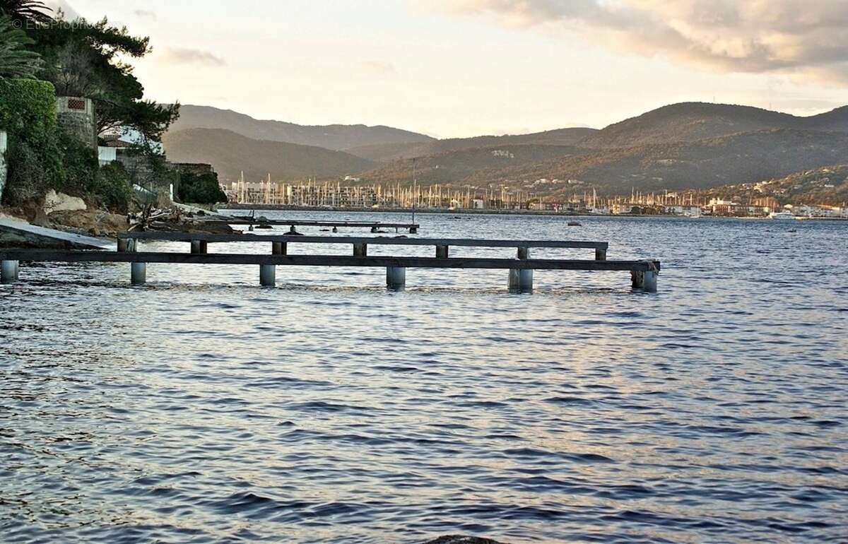 Var(83) Vente-Gassin-Golfe de Saint Tropez-BASTIDE et MAISON sur Terrain 2 117 m², 2 piscines-Bord de mer - photo 4