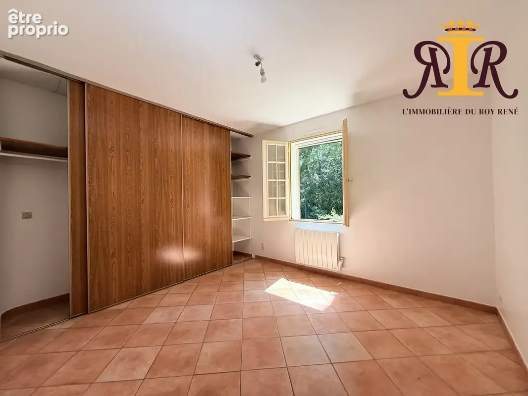 Maison 5 pièces 110 m² à vendre à Grambois (84240) - photo 8