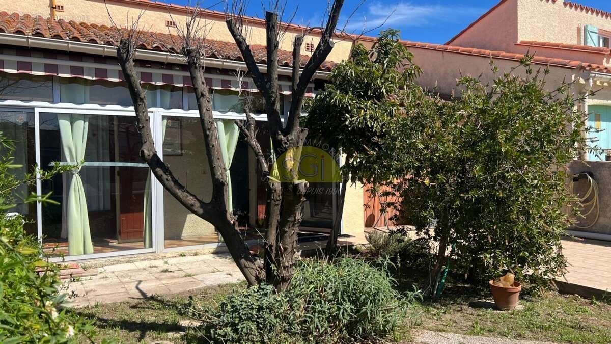 Maison à SAINT-GENIS-DES-FONTAINES