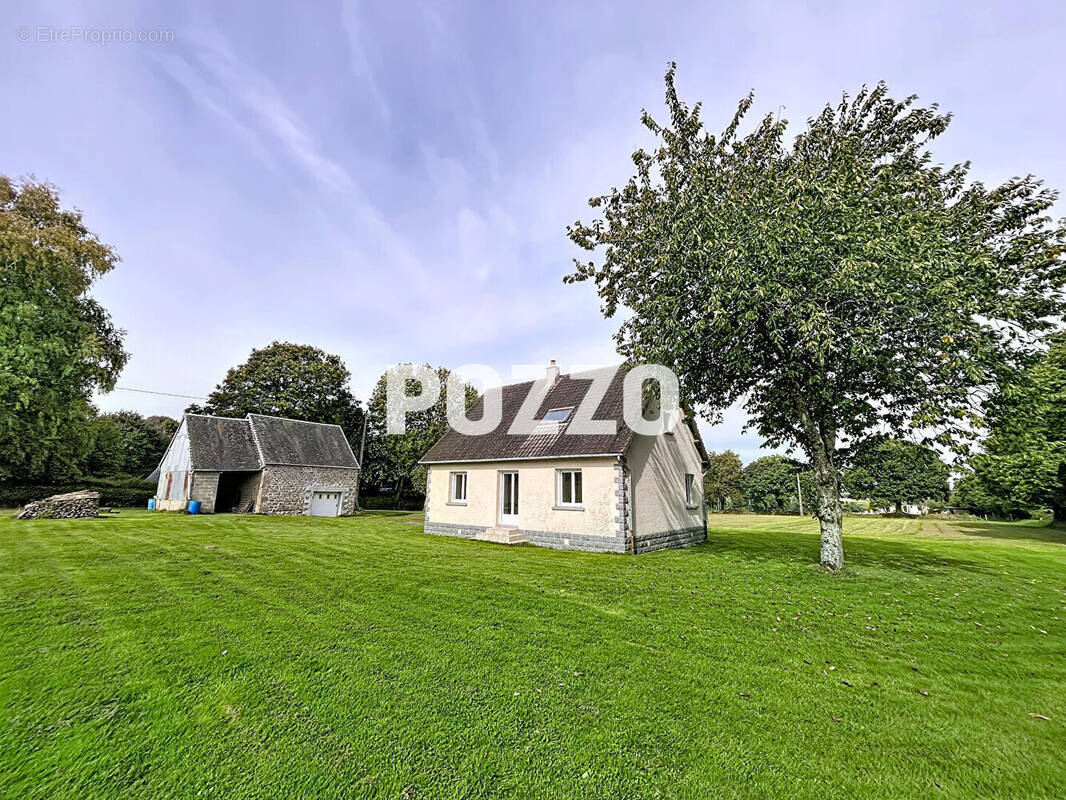 Maison à SAINT-SEVER-CALVADOS