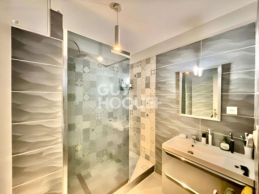 Appartement à RILLIEUX-LA-PAPE