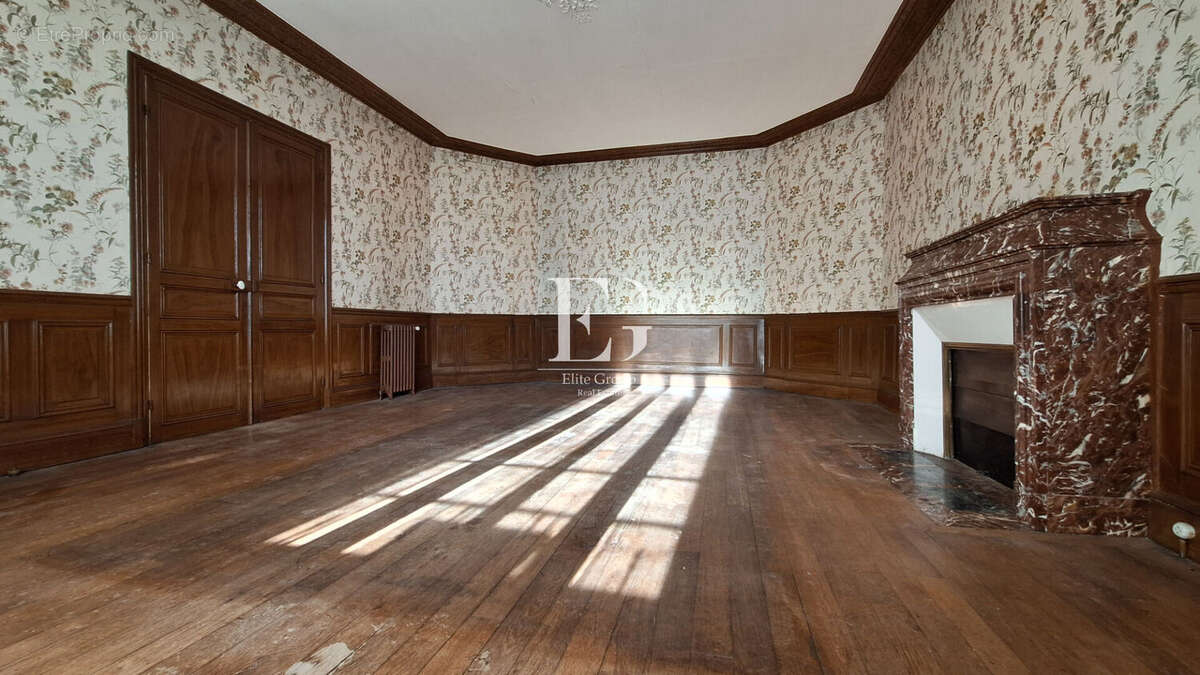 Maison à SAINT-FRAIGNE