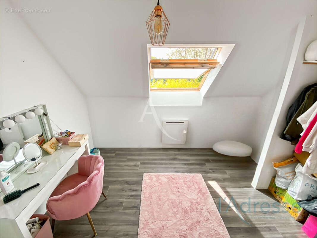 Maison à SAINT-GERMAIN-LES-ARPAJON