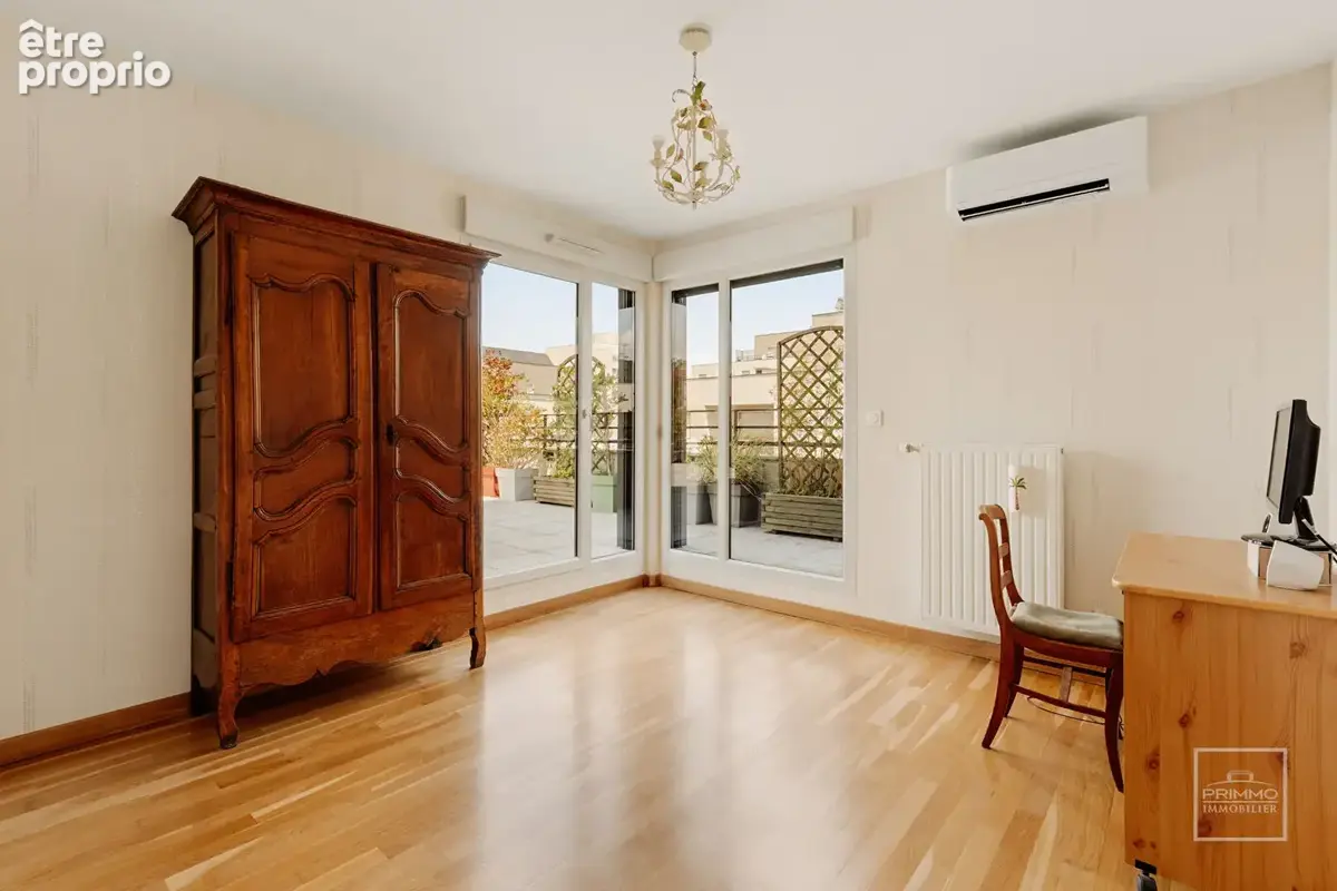 Villeurbanne, rare, t4 avec terrasse & vue degagee - photo 8