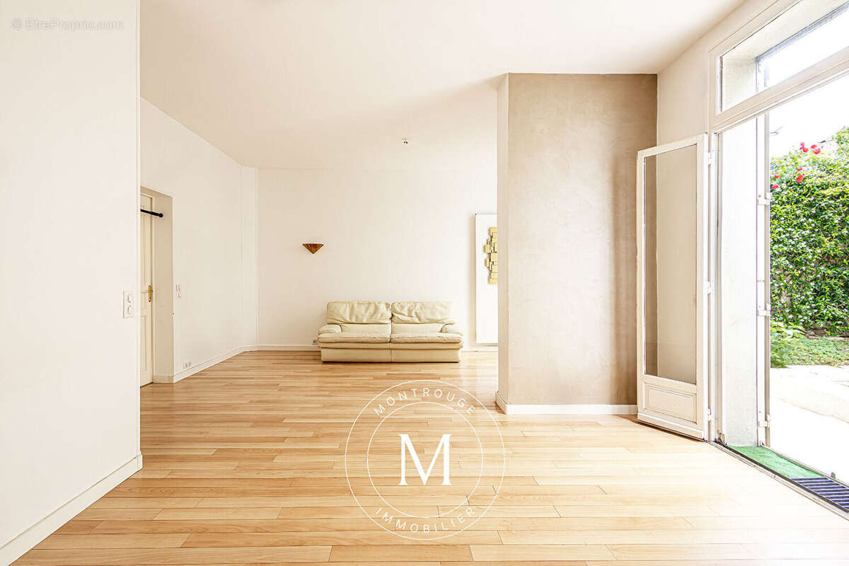 Appartement Montrouge 5 pièces 97.05 m2 + Terrasse 35 m² - photo 4