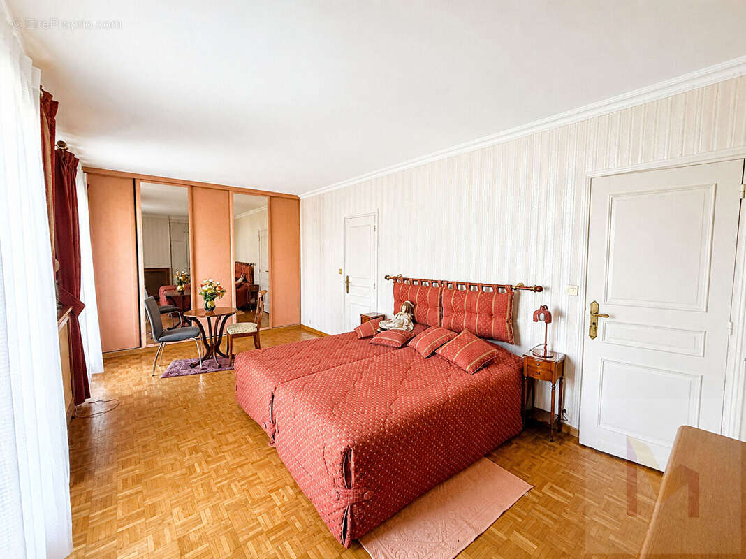 Maison à NEUILLY-PLAISANCE