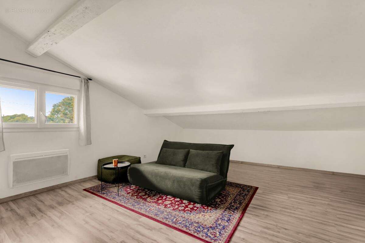 Maison à CASTELGINEST