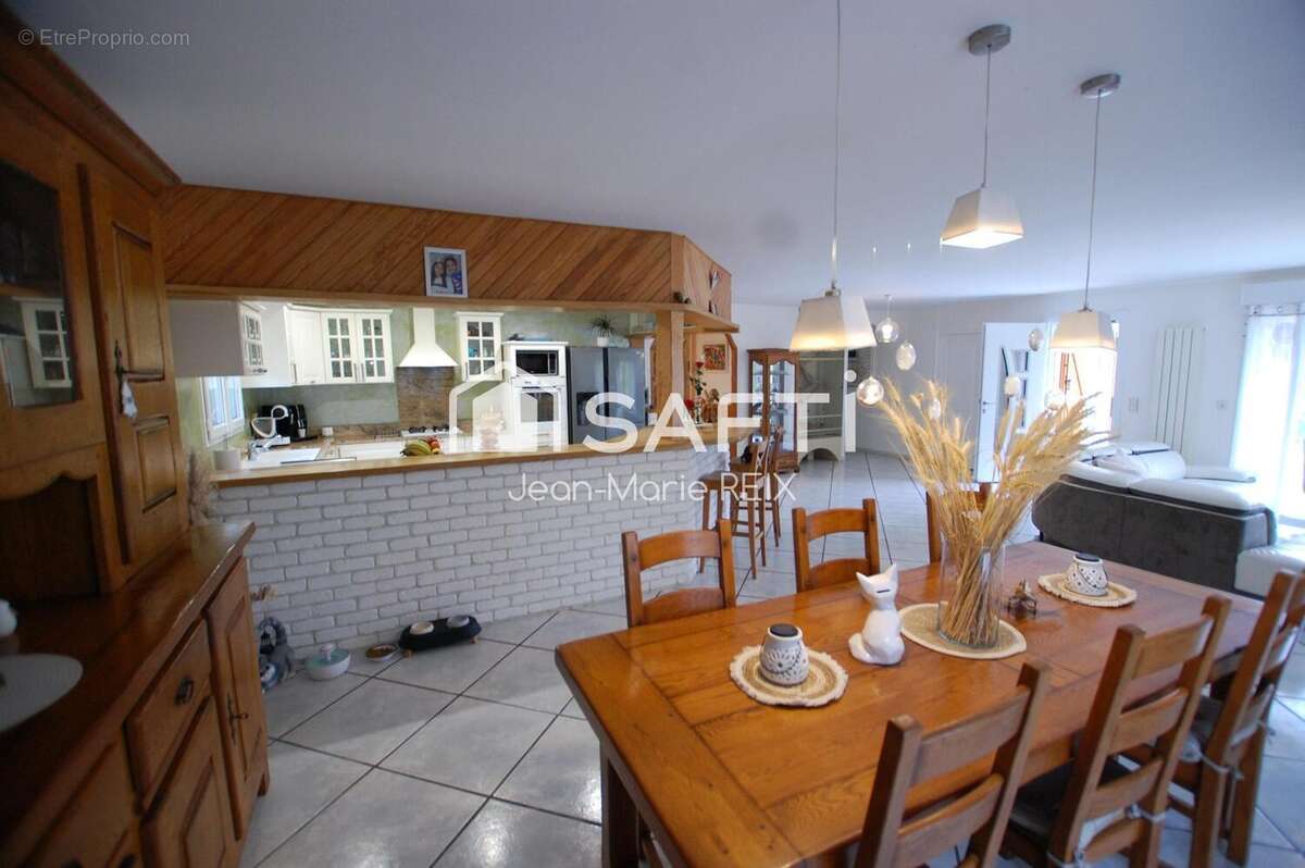 Photo 5 - Maison à BERSON