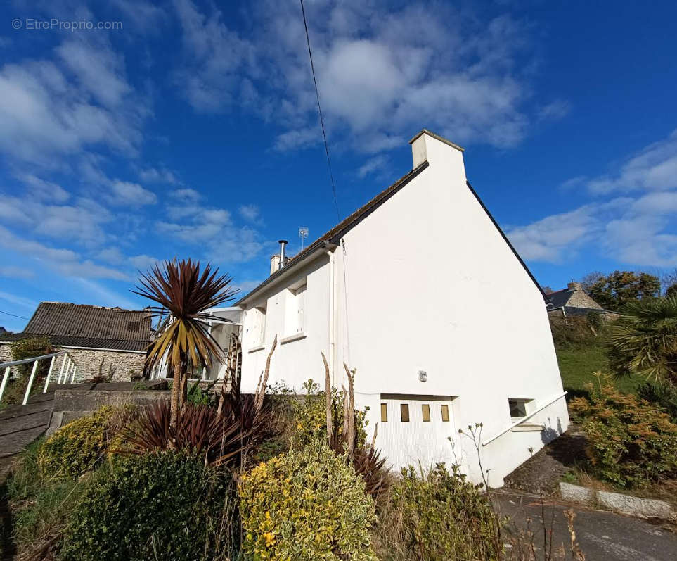 Maison à PLONEVEZ-DU-FAOU