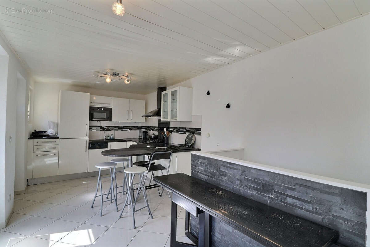 Maison 68 m² à Thonon-Les-Bains  - photo 2
