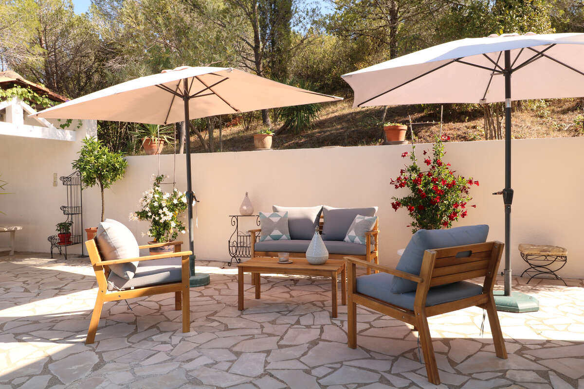 Maison à SAINT-CHINIAN