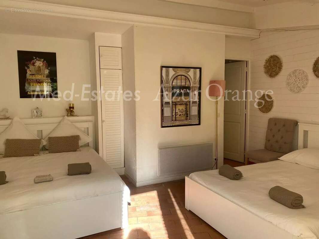 Maison à LA GARDE-FREINET