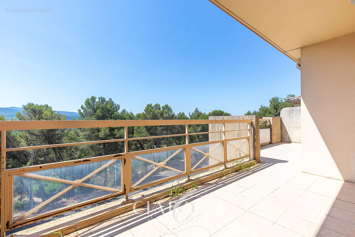 Appartement traversant T3 78,46 m2 garage et parking avec vue panoramique - photo 14