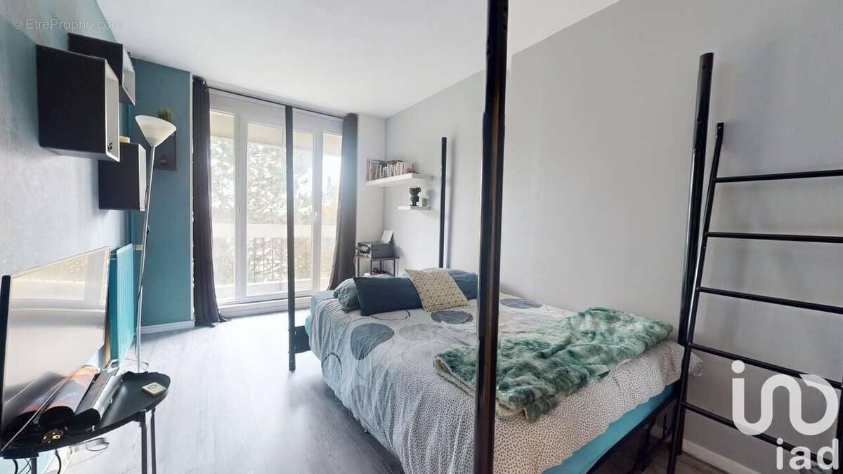 Photo 8 - Appartement à ELANCOURT