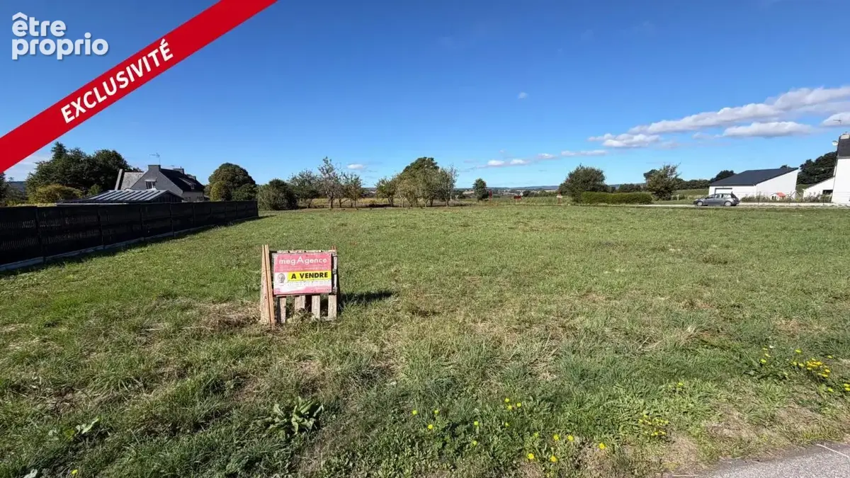 Terrain à NEULLIAC