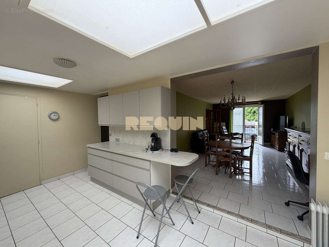 Maison 115 m² à Capinghem  - photo 4