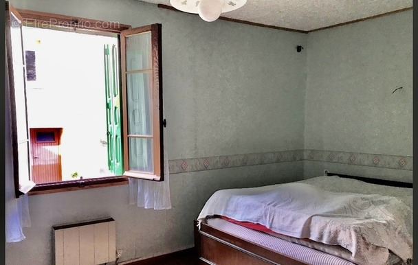 Maison à SALVEZINES