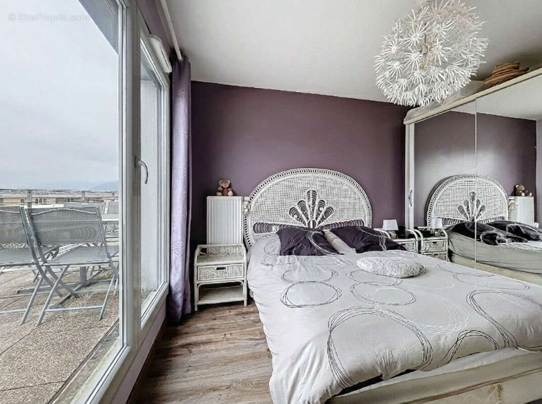 Appartement à SEYNOD