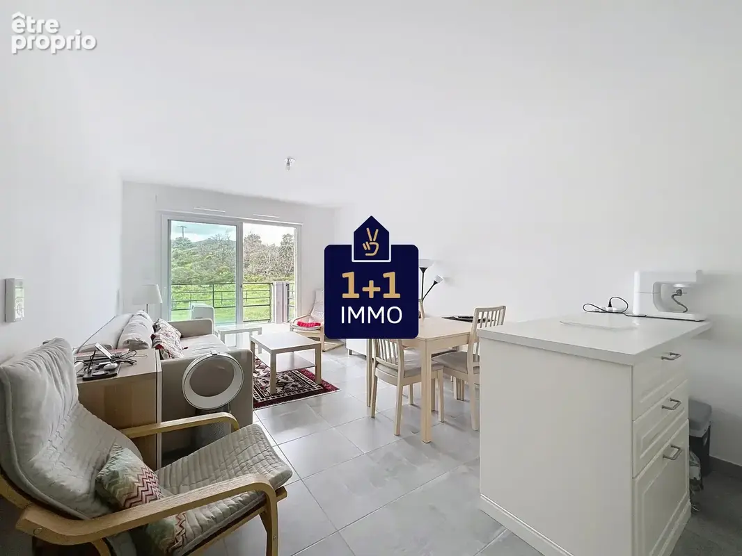 Appartement à ROQUEBRUNE-SUR-ARGENS
