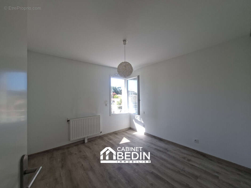 Appartement 67 m² à Ares  - photo 4