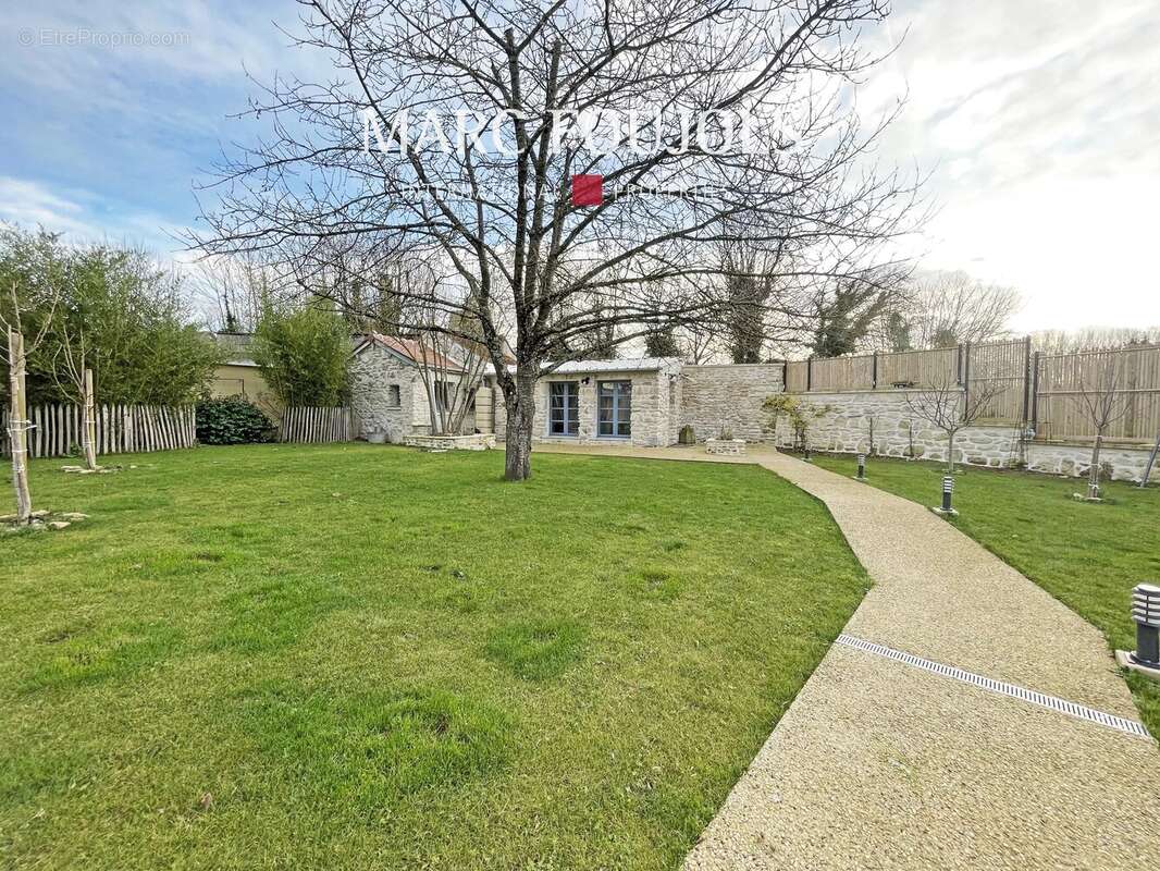 Maison à SENLIS