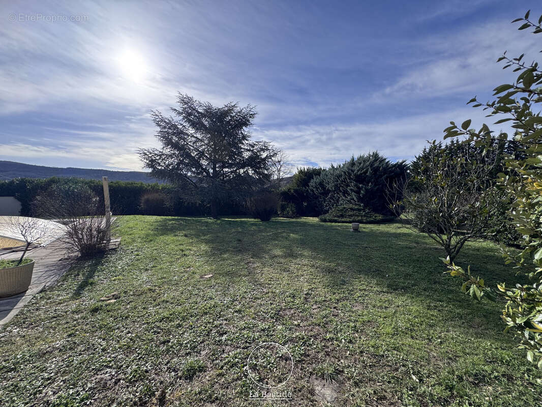 Maison 5 pièces d'environ 137 m2 avec 1ha de terrain à La Touche - photo 2