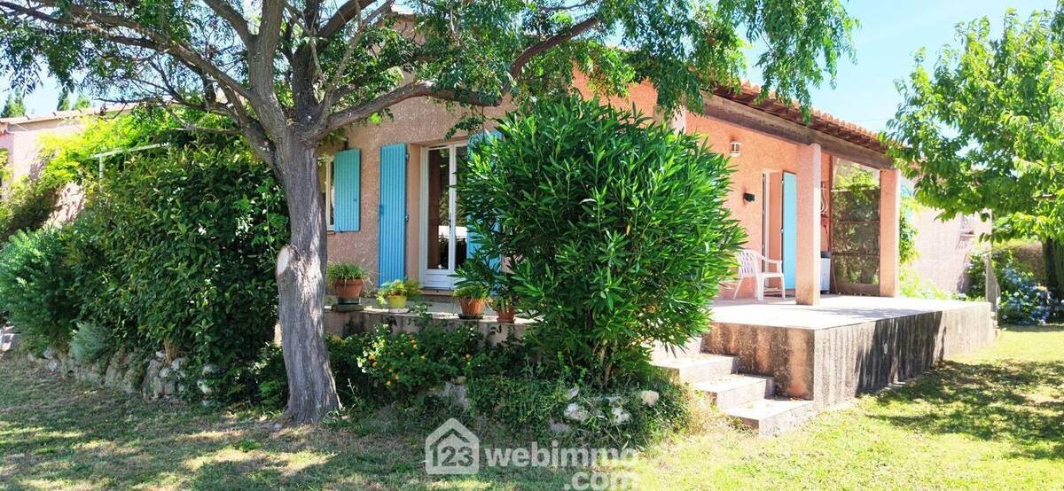 Maison à FONTVIEILLE