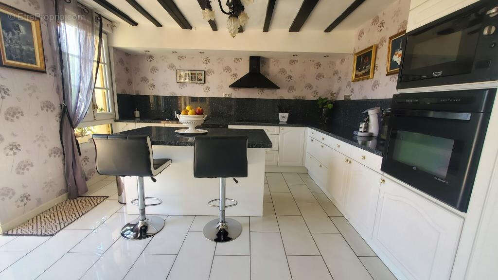 Maison à ARQUES-LA-BATAILLE