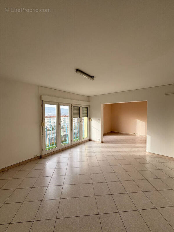 Appartement Clouange 3 pièce(s) 69.31 m2 - photo 1