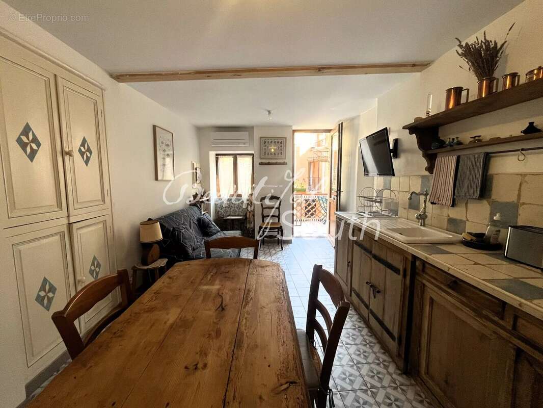 Maison de village, terrasses, garage, st jean pla de corts - photo 4