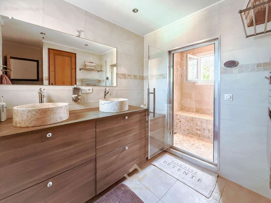 - Maison T5 - La Valette 83160 - Maison à LA VALETTE-DU-VAR
