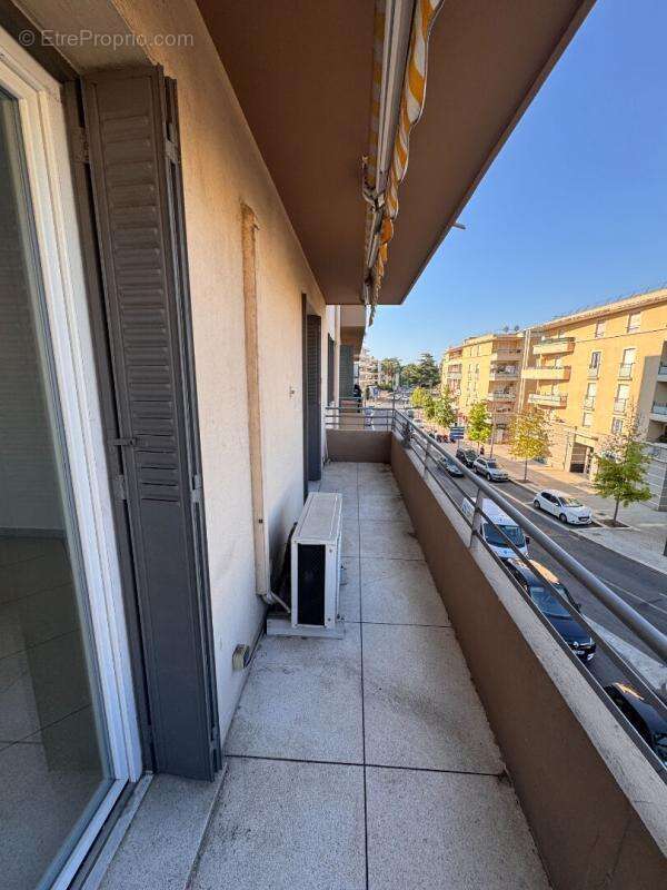 Appartement  Centre Ville à  Cagnes Sur Mer 3 pièce(s) 55.19 m2 - photo 6